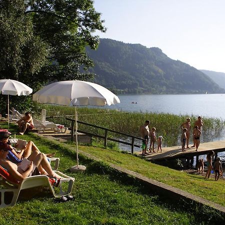 Seehaus Karantanien Am Ossiacher See Exteriér fotografie