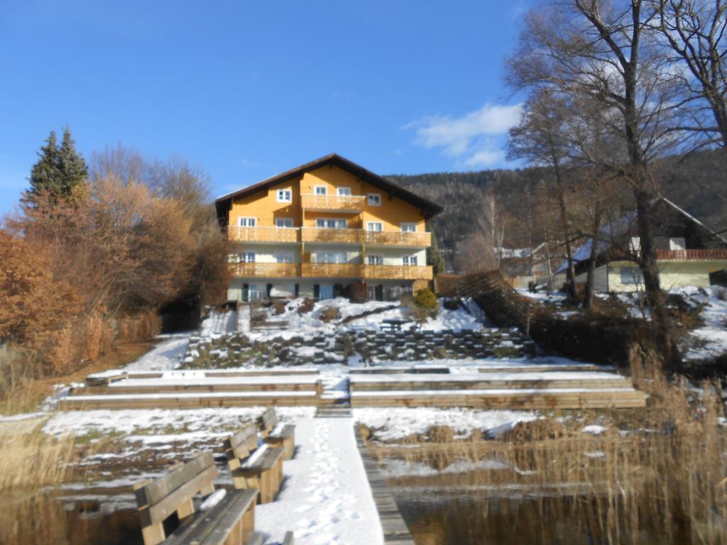 Seehaus Karantanien Am Ossiacher See Exteriér fotografie
